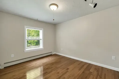 21 Spruce Street Laconia NH 03246