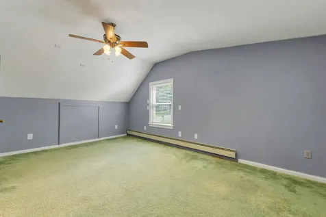 21 Spruce Street Laconia NH 03246