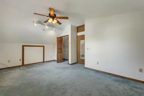 21 Spruce Street Laconia NH 03246
