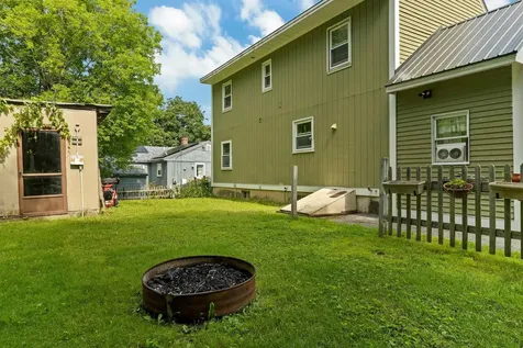 21 Spruce Street Laconia NH 03246