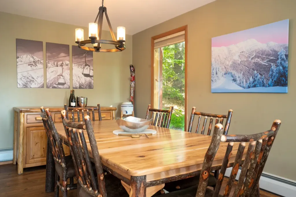 95 Hemlock Drive Londonderry VT 05343
