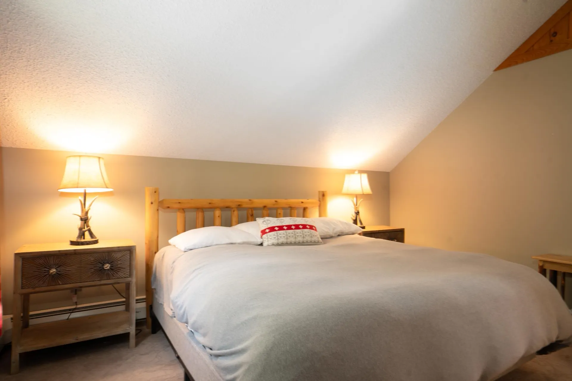 95 Hemlock Drive Londonderry VT 05343