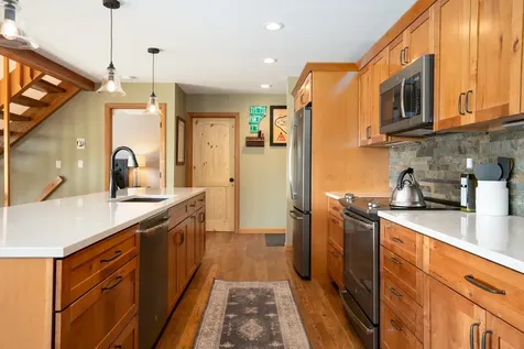 95 Hemlock Drive Londonderry VT 05343