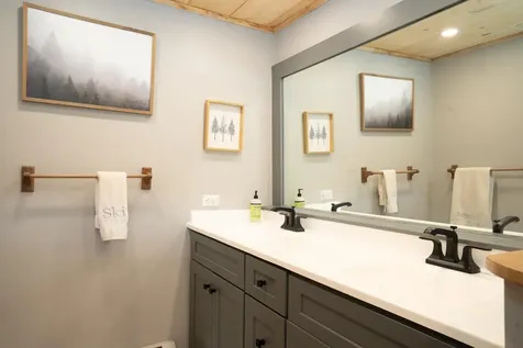 95 Hemlock Drive Londonderry VT 05343