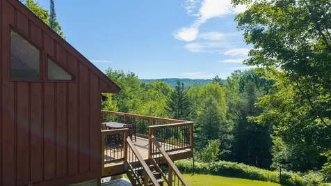 95 Hemlock Drive Londonderry VT 05343