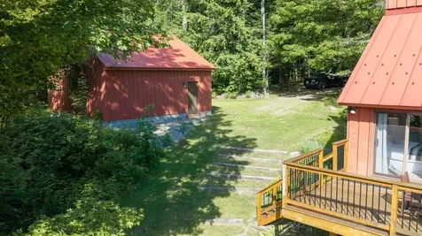 95 Hemlock Drive Londonderry VT 05343