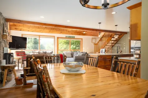 95 Hemlock Drive Londonderry VT 05343