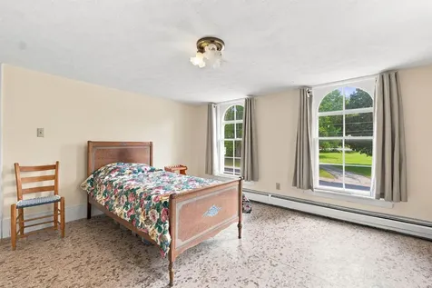 386 Pembroke Street Pembroke NH 03275