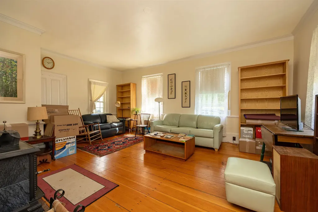 535 Oxbow Road Newbury VT 05051