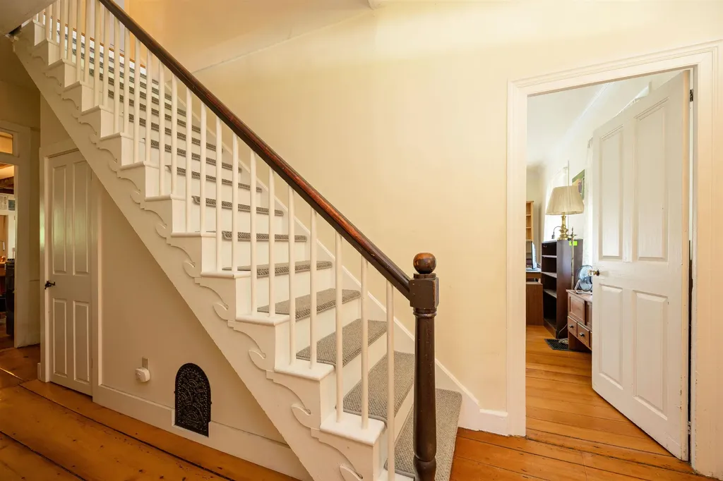 535 Oxbow Road Newbury VT 05051