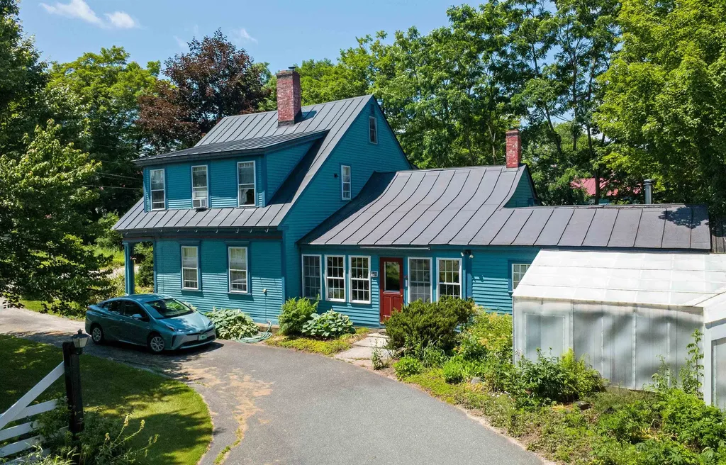 535 Oxbow Road Newbury VT 05051