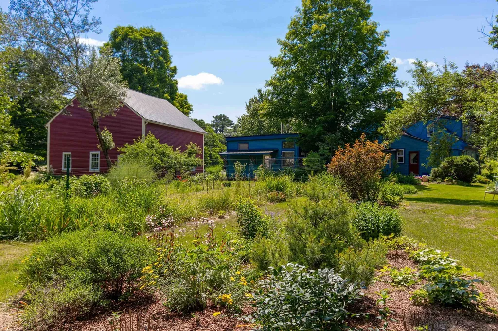 535 Oxbow Road Newbury VT 05051