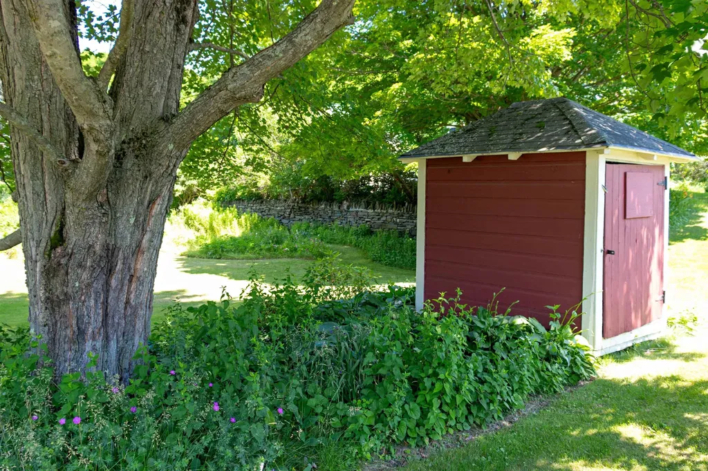 535 Oxbow Road Newbury VT 05051