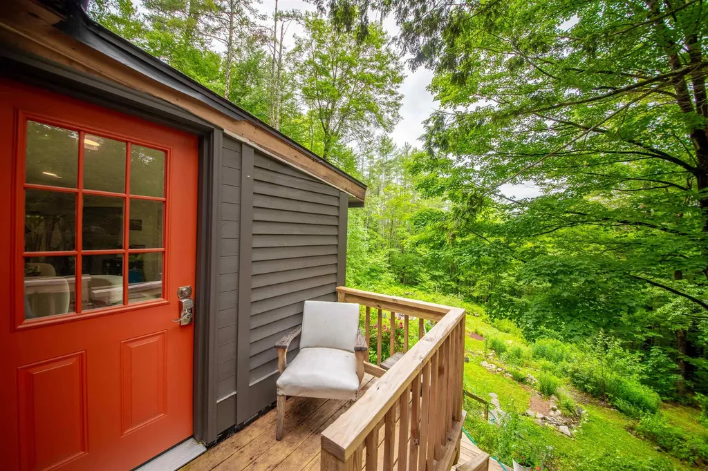 239 Harwood Place Townshend VT 05353
