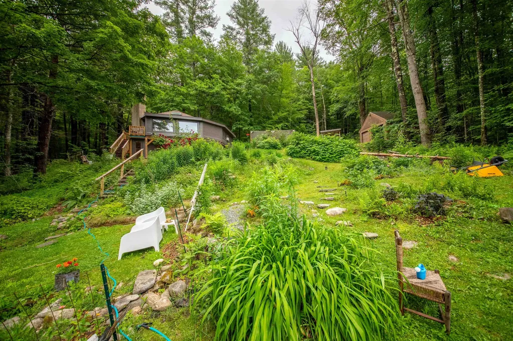 239 Harwood Place Townshend VT 05353