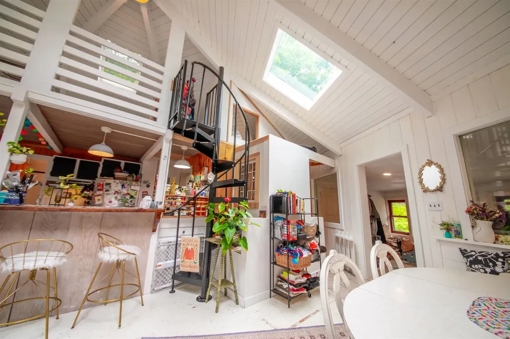 239 Harwood Place Townshend VT 05353