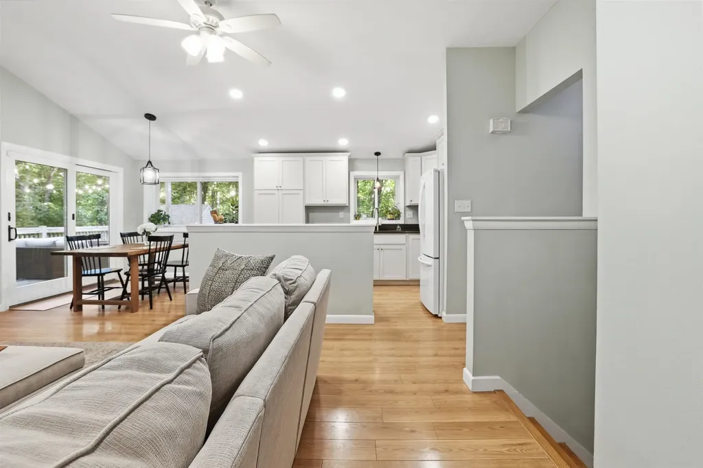65 Londonderry Road Windham NH 03087