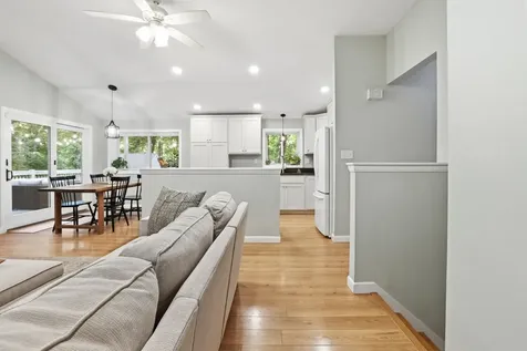 65 Londonderry Street Windham NH 03053