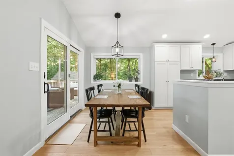 65 Londonderry Street Windham NH 03053