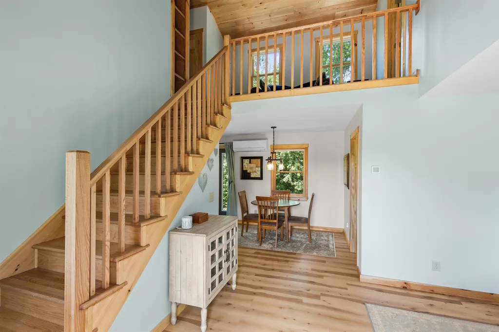 1662 Latham Road Thetford VT 05043