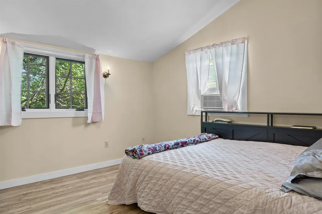 1662 Latham Road Thetford VT 05043