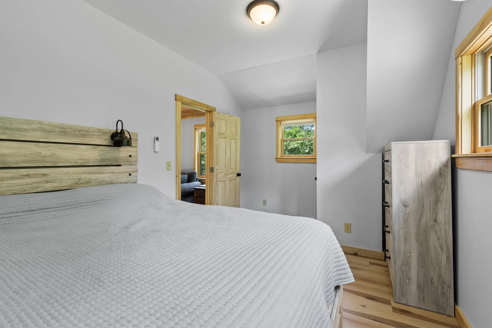 1662 Latham Road Thetford VT 05043