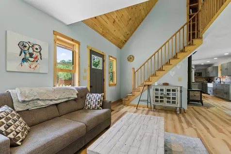 1662 Latham Road Thetford VT 05043