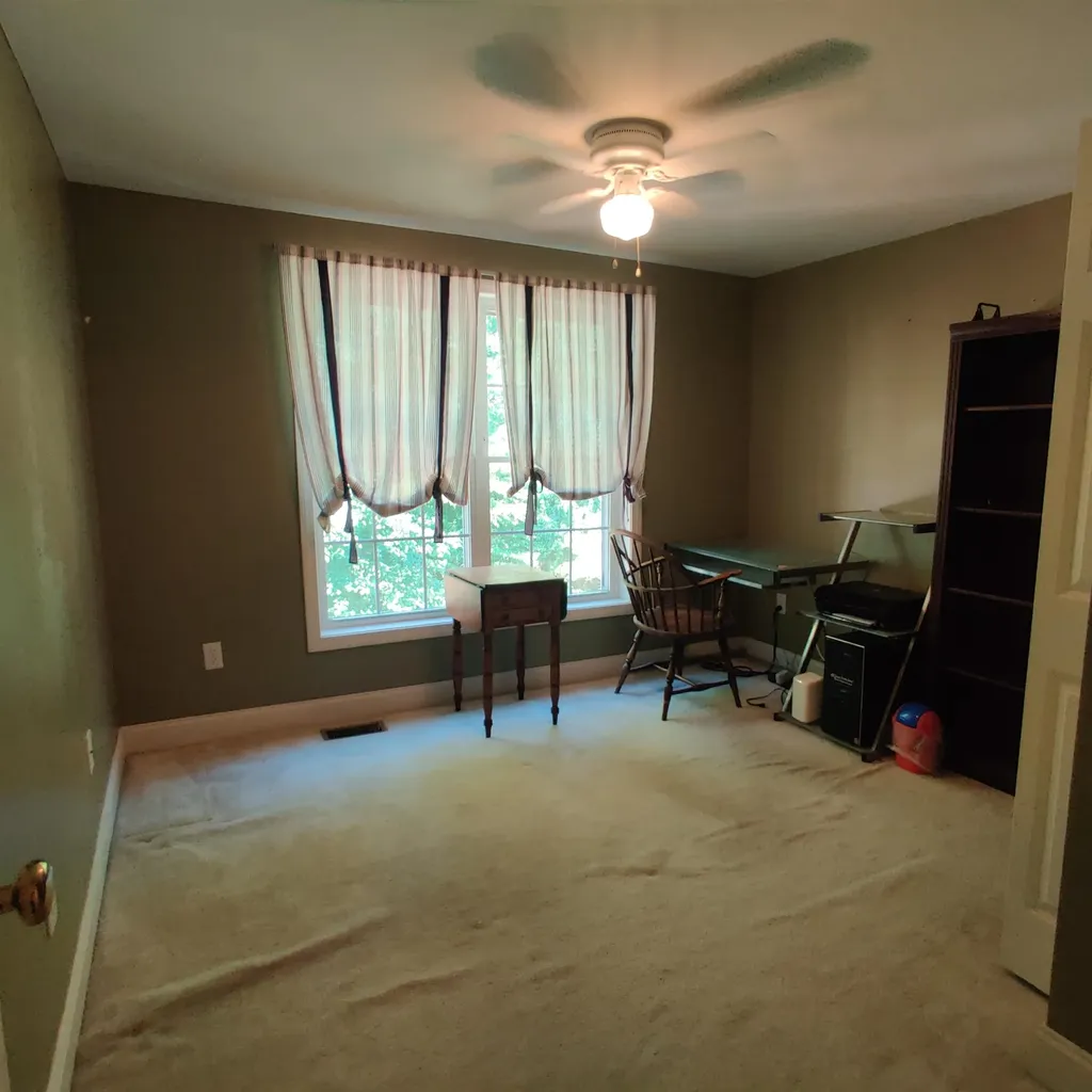 13 Snowdrop Lane Litchfield NH 03052