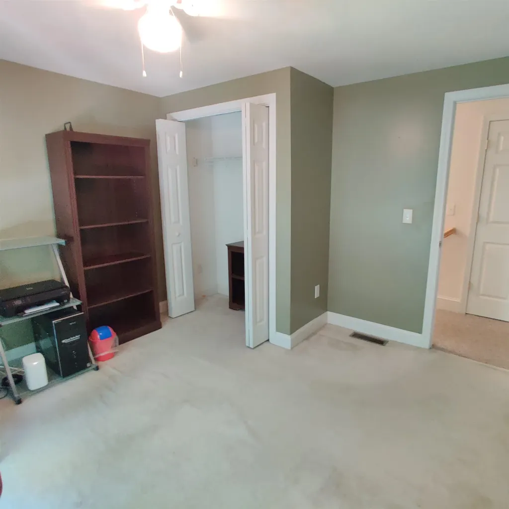 13 Snowdrop Lane Litchfield NH 03052