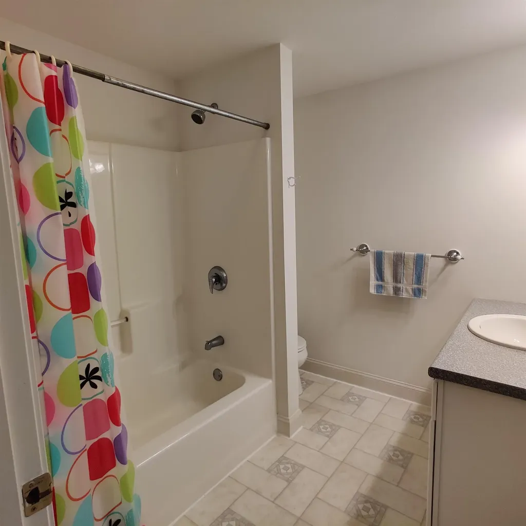 13 Snowdrop Lane Litchfield NH 03052