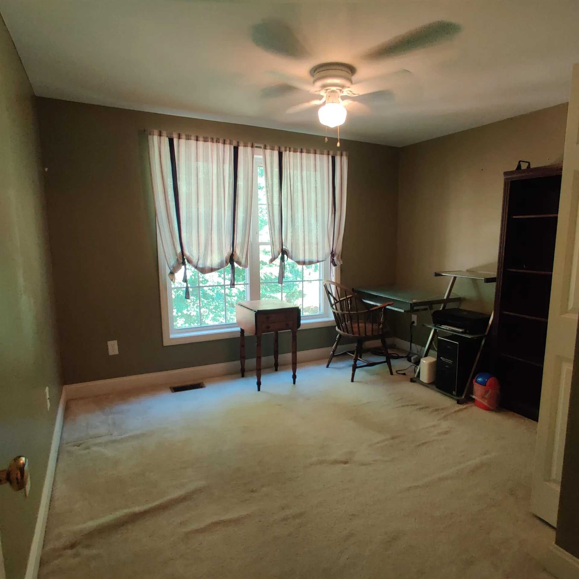 13 Snowdrop Lane Litchfield NH 03052