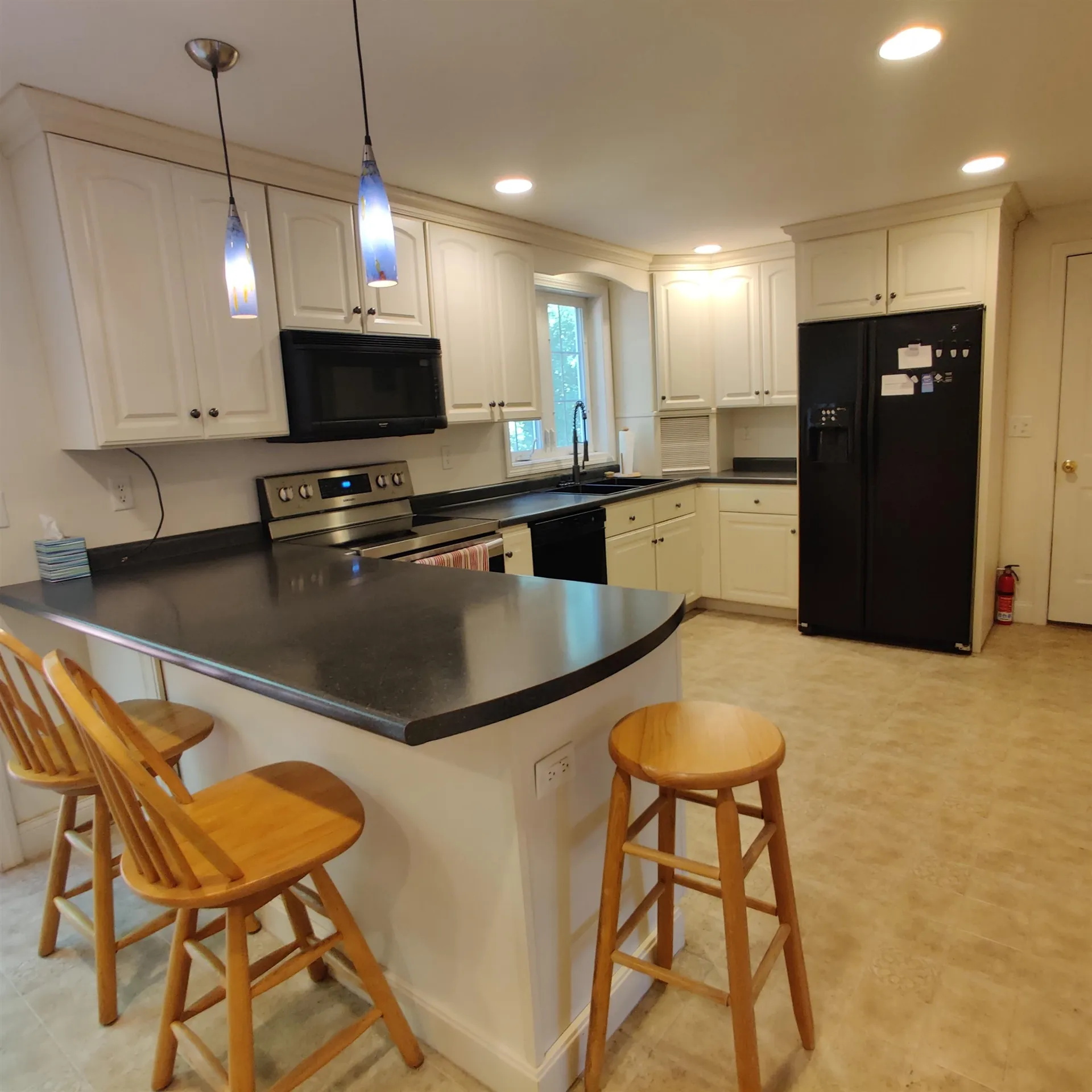 13 Snowdrop Lane Litchfield NH 03052