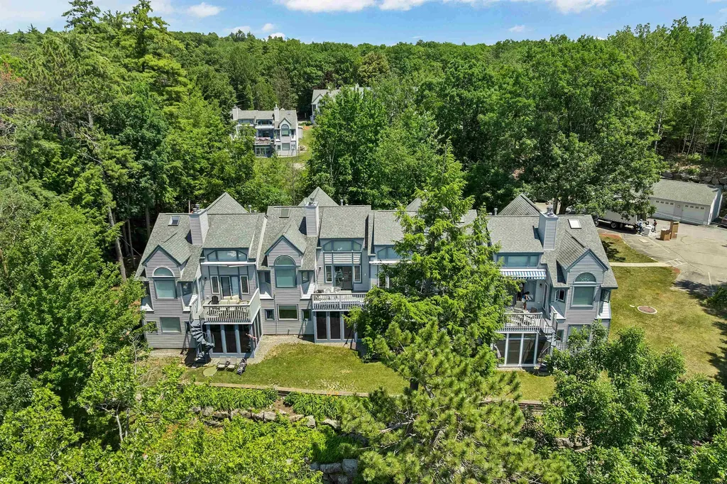 738 Weirs Boulevard Laconia NH 03246