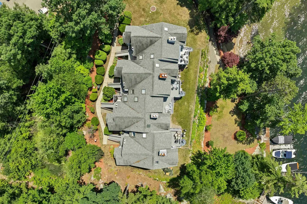 738 Weirs Boulevard Laconia NH 03246
