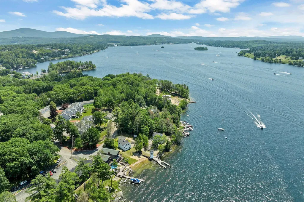 738 Weirs Boulevard Laconia NH 03246