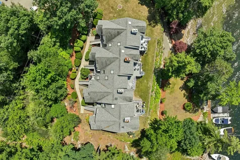 738 Weirs Boulevard Laconia NH 03246