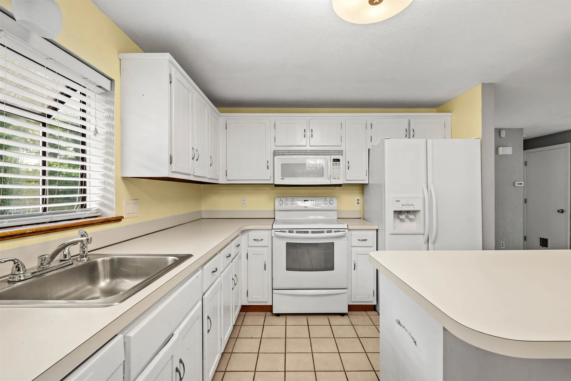 46 Harper Ridge Road Hampstead NH 03826