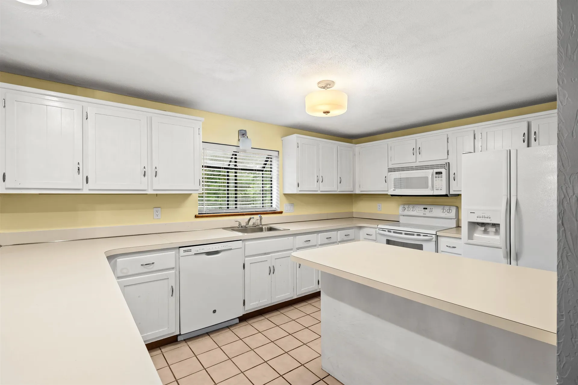 46 Harper Ridge Road Hampstead NH 03826