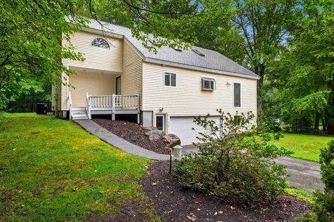46 Harper Ridge Road Hampstead NH 03826