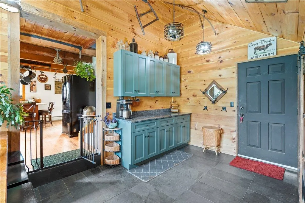 1297 Tower Road Williamstown VT 05679