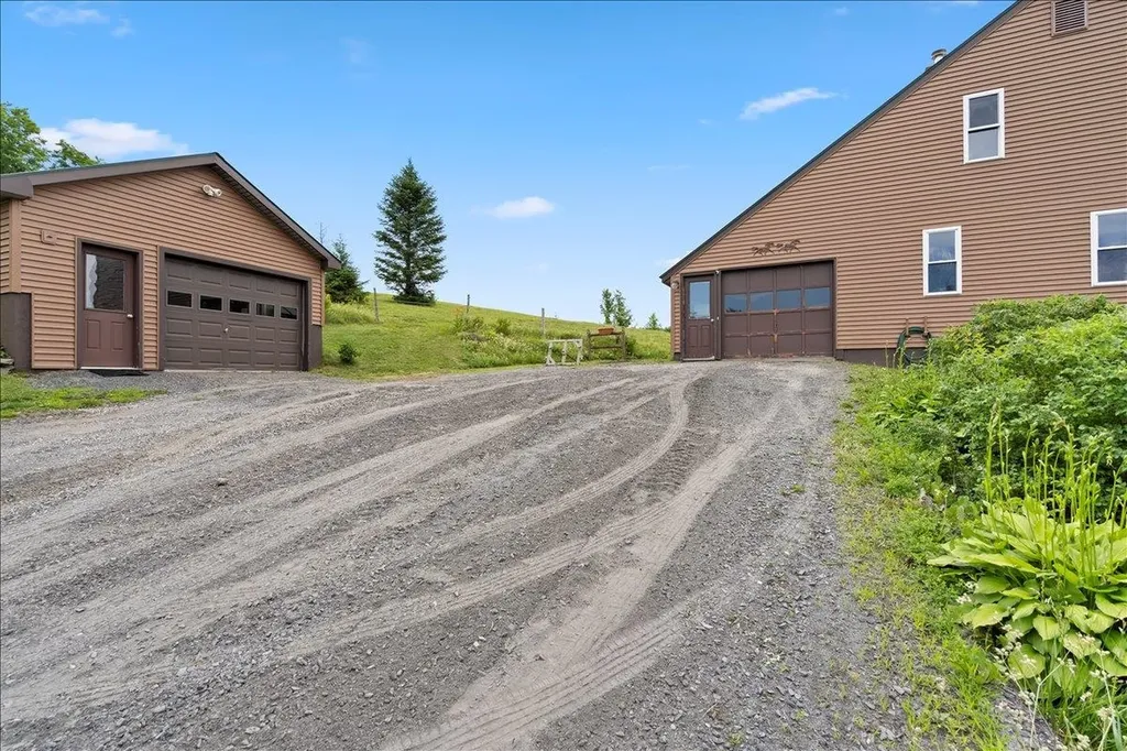 1297 Tower Road Williamstown VT 05679