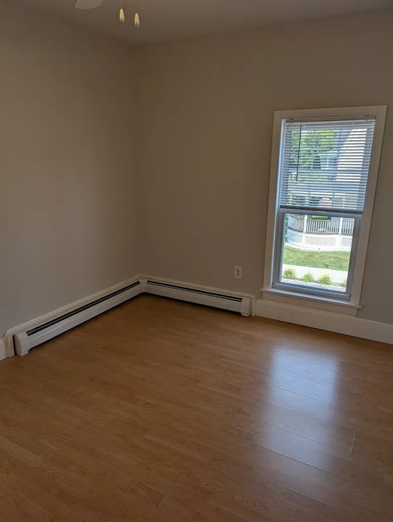 644 Pine Street Manchester NH 03104