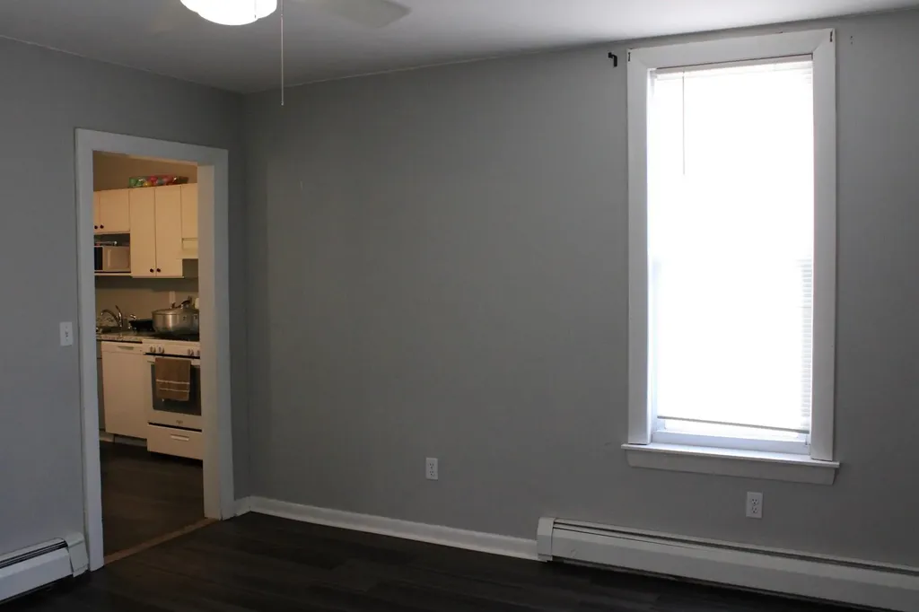 644 Pine Street Manchester NH 03104