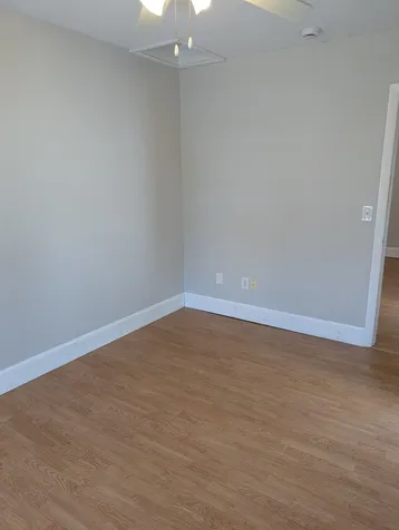 644 Pine Street Manchester NH 03104
