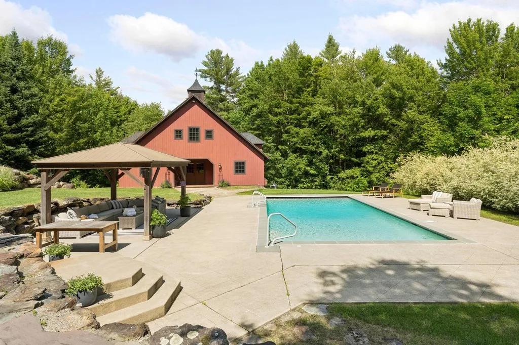 821 Little River Farm Road Stowe VT 05672