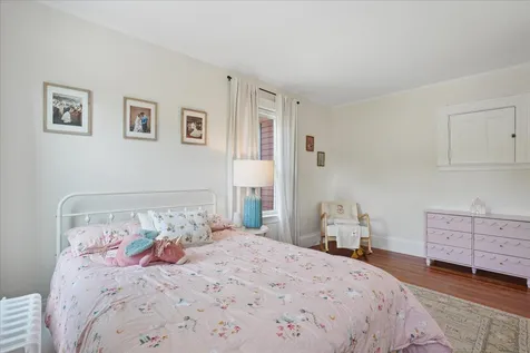 102 East Broadway Derry NH 03038