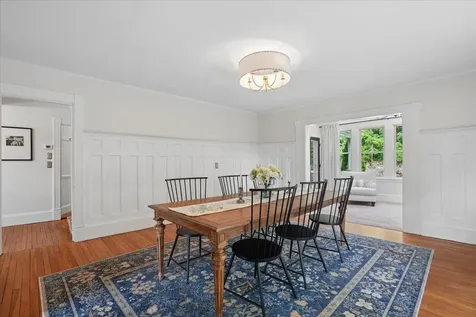 102 East Broadway Derry NH 03038