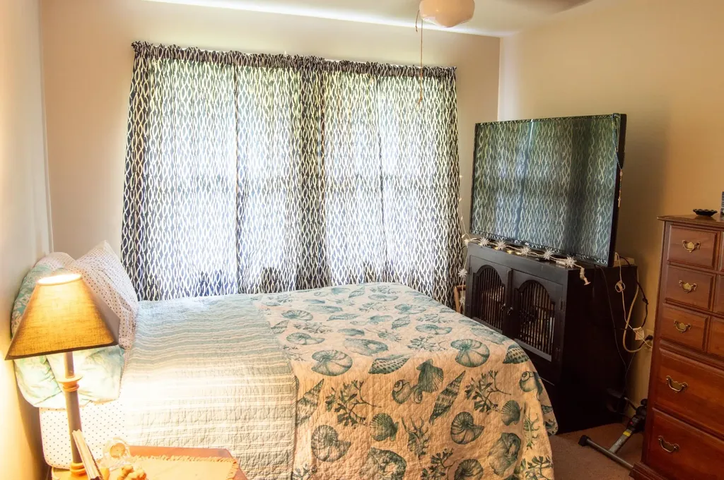 37 Damon Avenue Nashua NH 03064