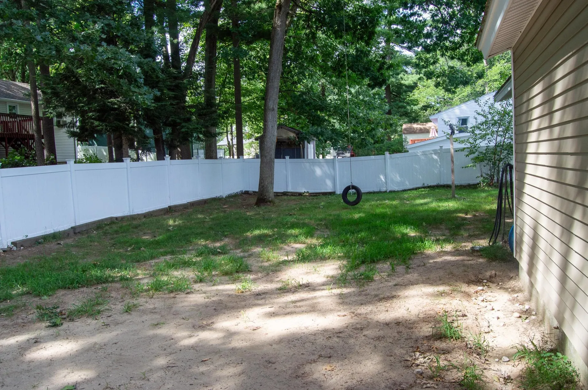 37 Damon Avenue Nashua NH 03064