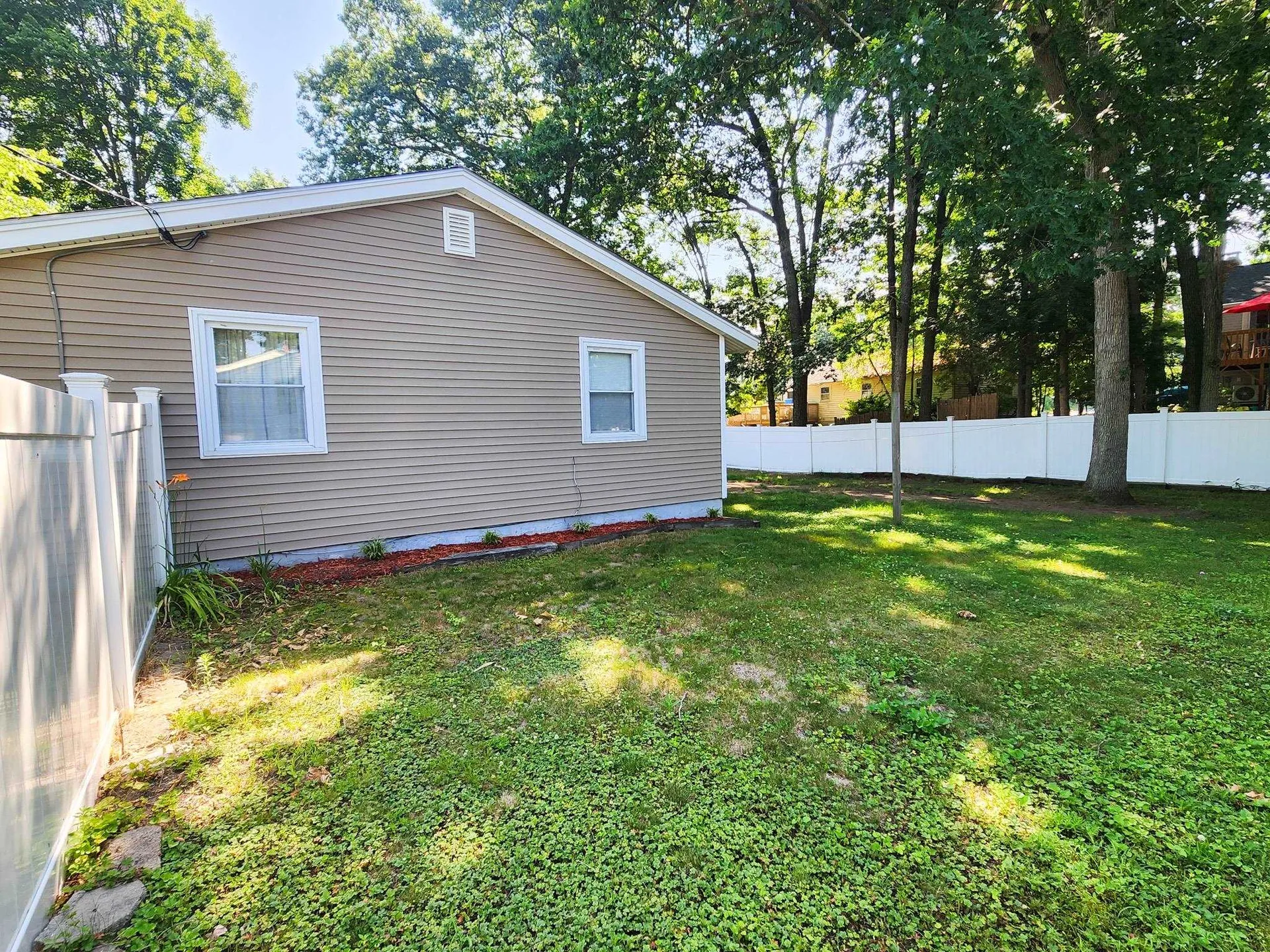 37 Damon Avenue Nashua NH 03064